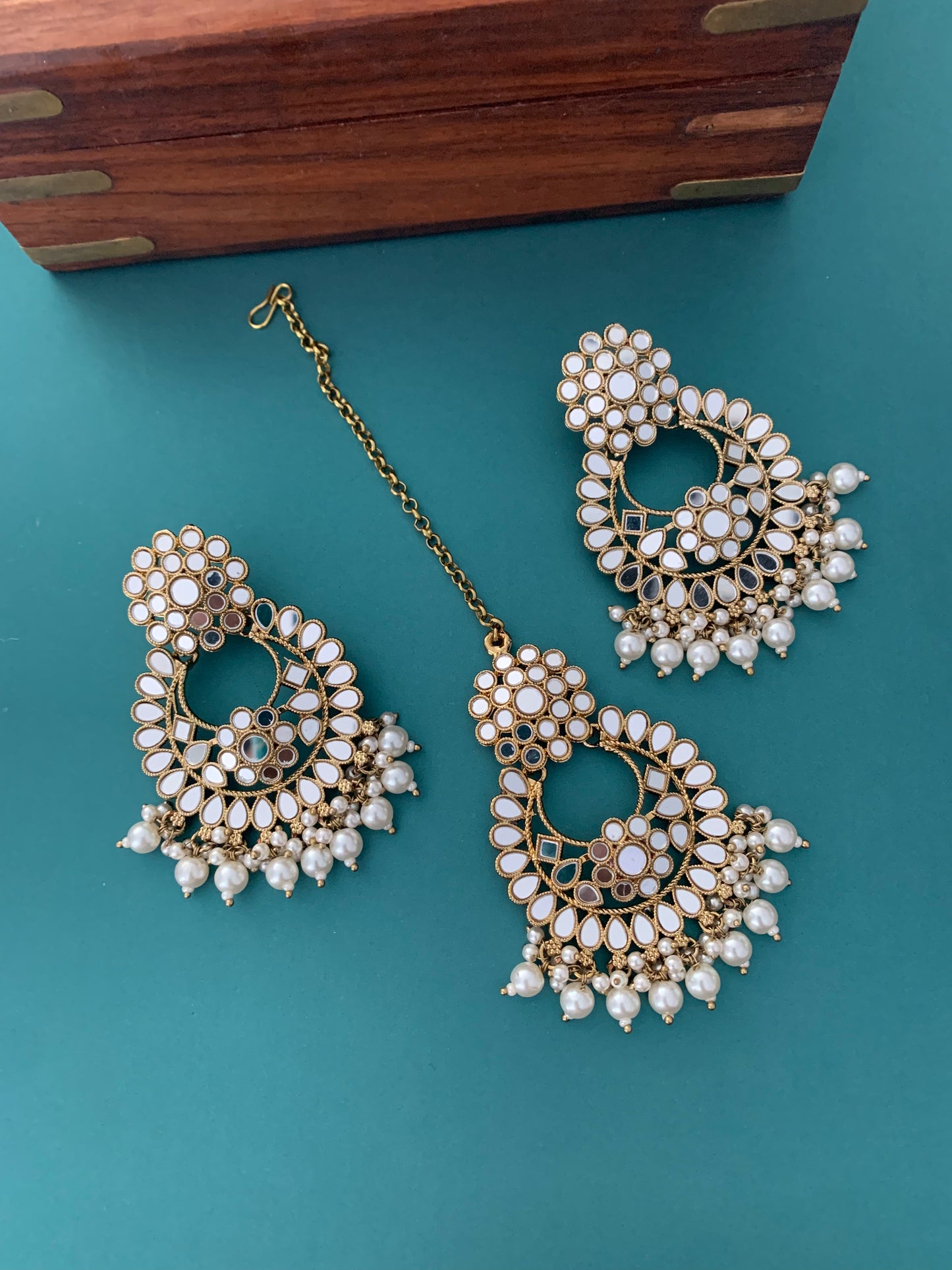 Missy chandbali mirror