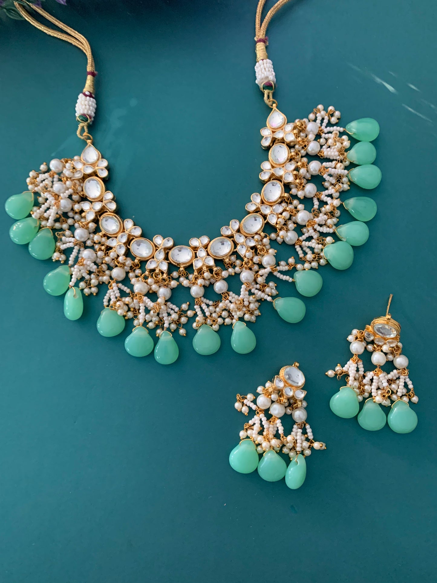 Pachi medium / small choker pastel drops