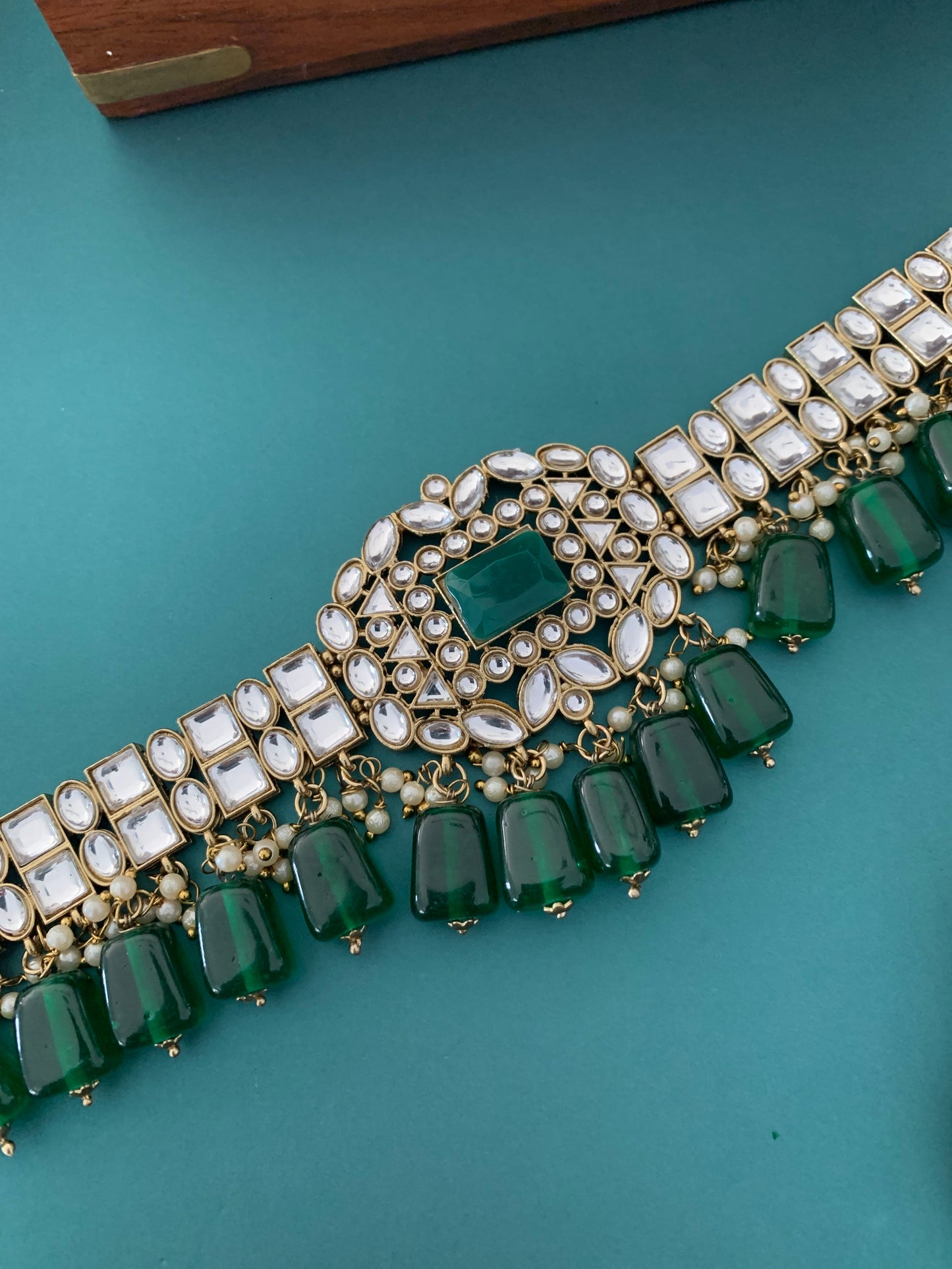 Sadiya kundan choker set in emerald green