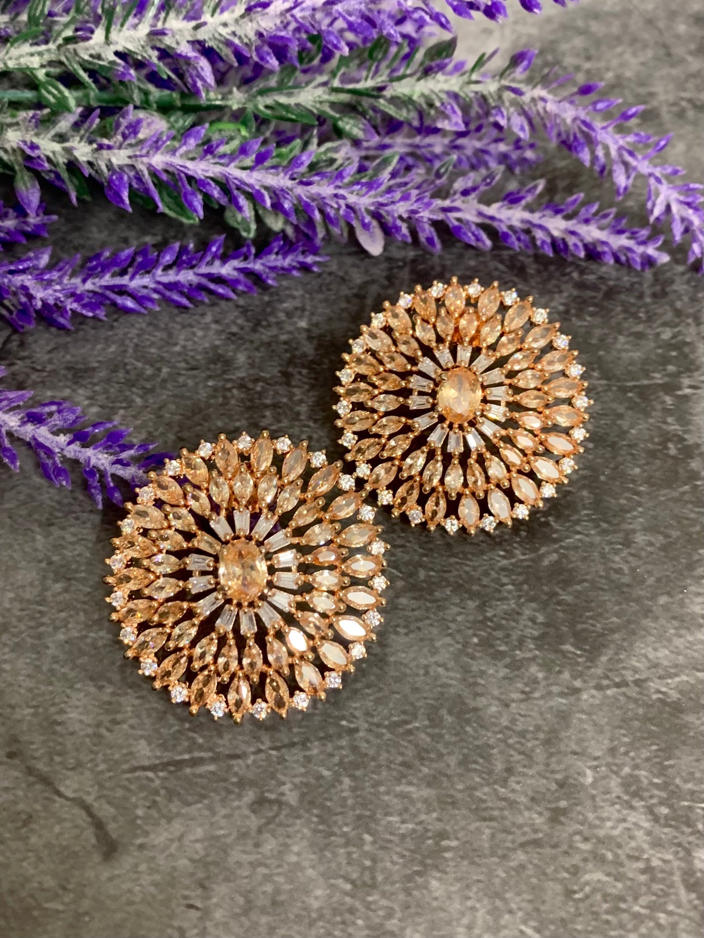 Kiranjeet stud earring
