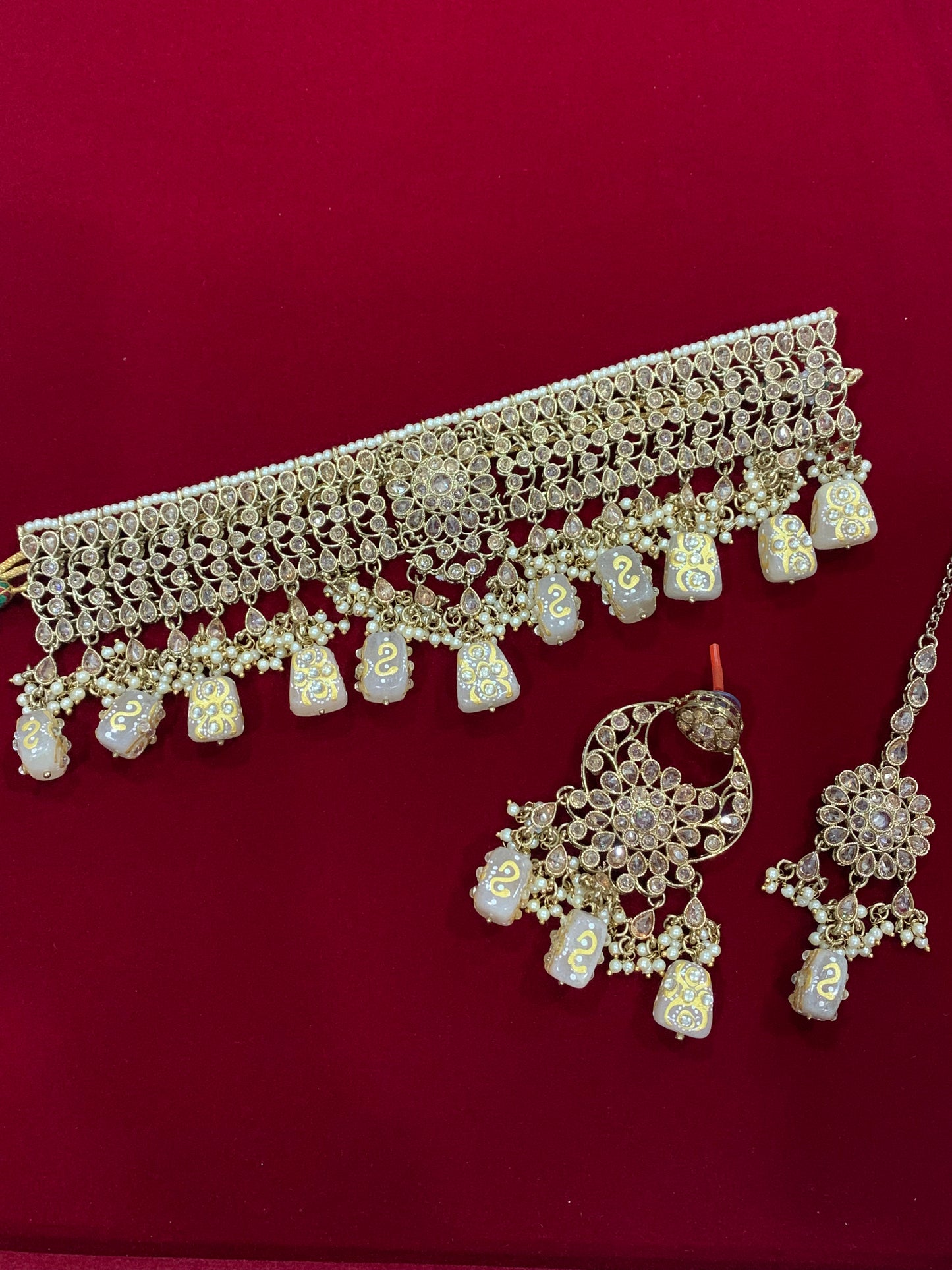 Reverse polki choker tuli