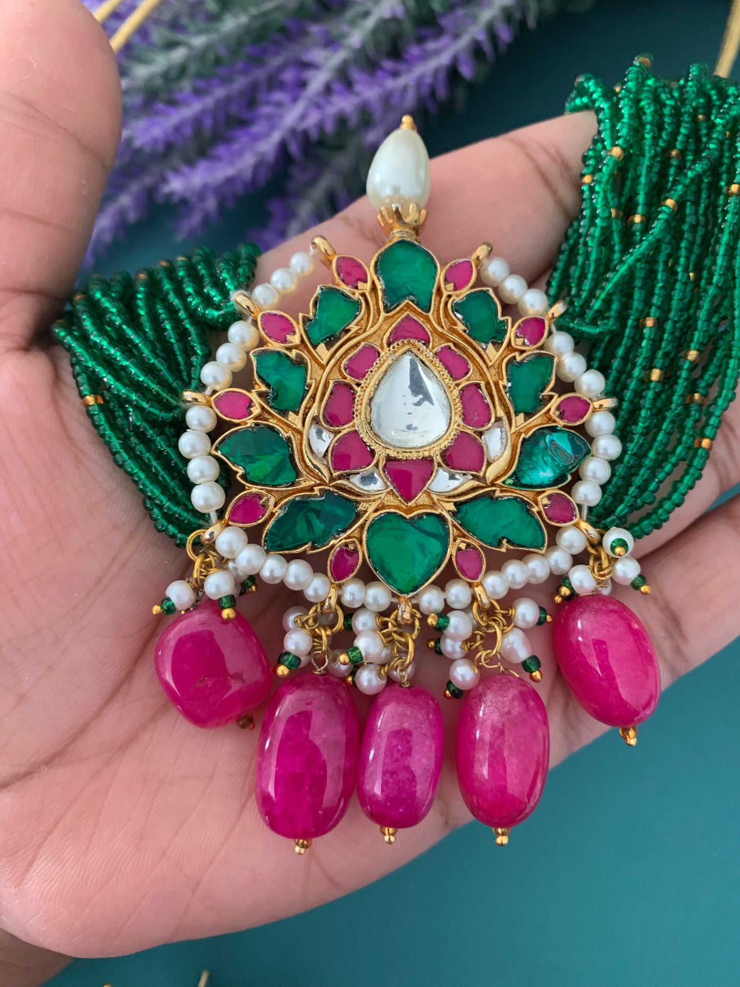 Nitu pachi kundan choker multi