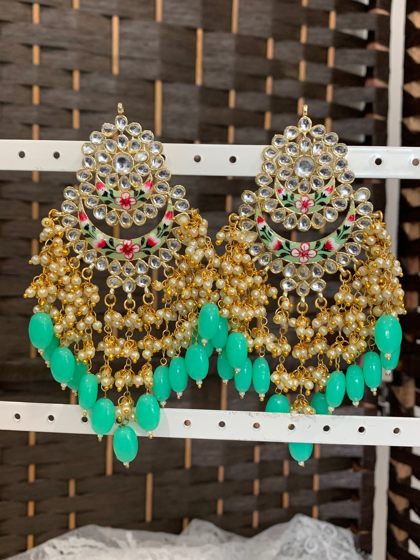 Meena kundan earring