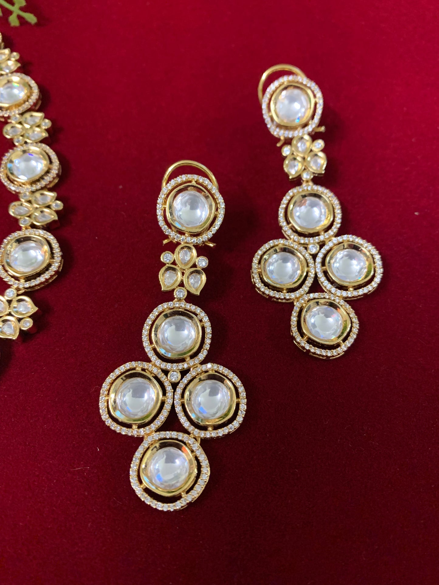 Pauline tyanni kundan necklace