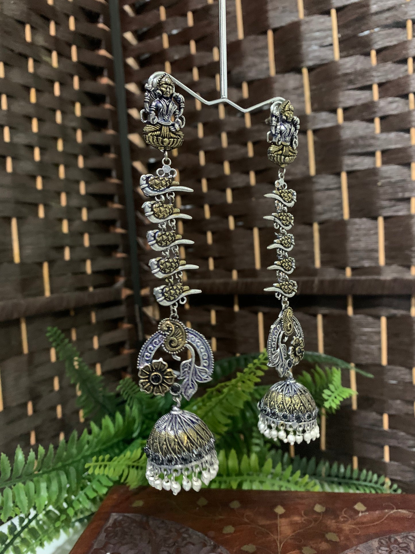 Black metal oxi oversize jhumka