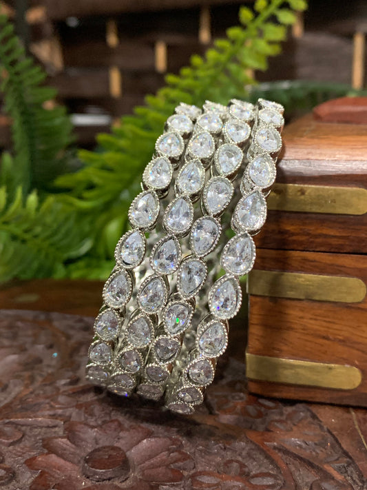 Silver Polki bangle chanda