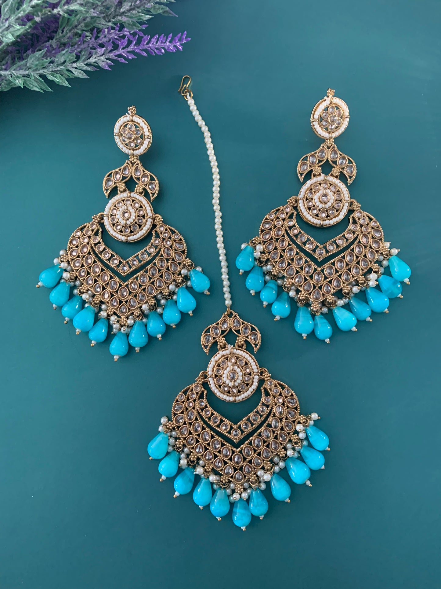 Medium to oversize polki earring tikka set