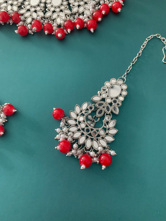 Sunaina silver mirror choker / necklace in red