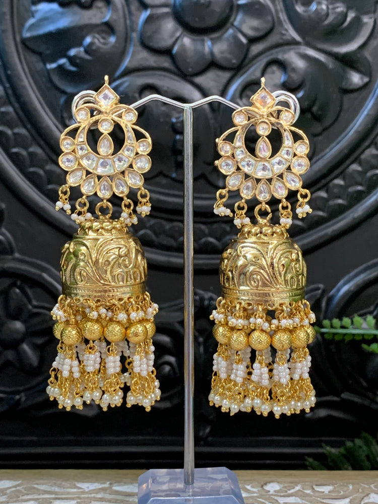 Bella moissanite kundan jhumki earring gold/pearl