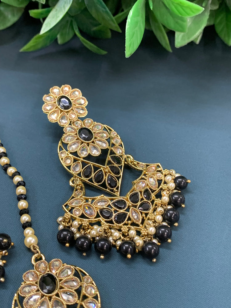 Max tikka set polki earring tikka antique gold / pearl /black