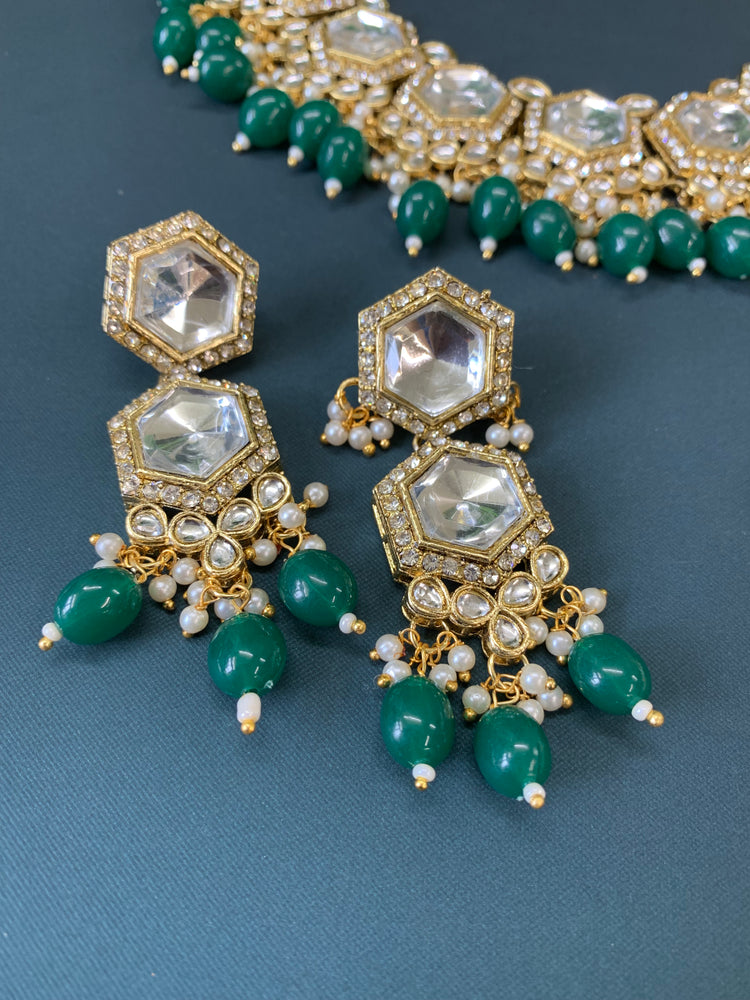 Anaya kundan choker / necklace emerald green