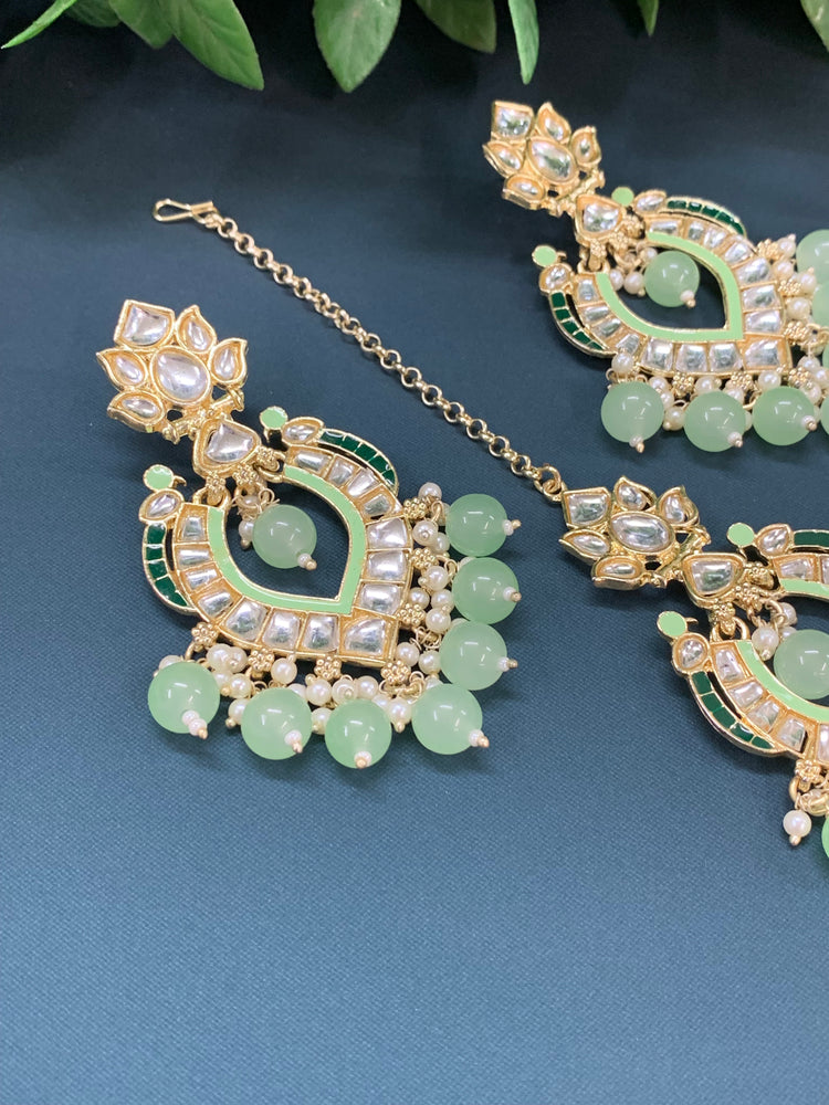 Amber kundan light weight earring tikka set pistachio green