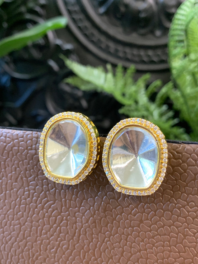 Uncut kundan stud earring