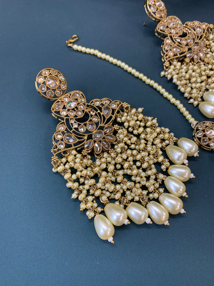 Cara statement polki earring tikka set pearl details and pearl / white / gold