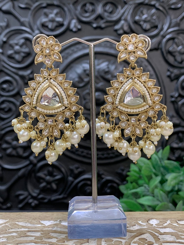 Avery small to medium kundan earring gold/ pearl/ white