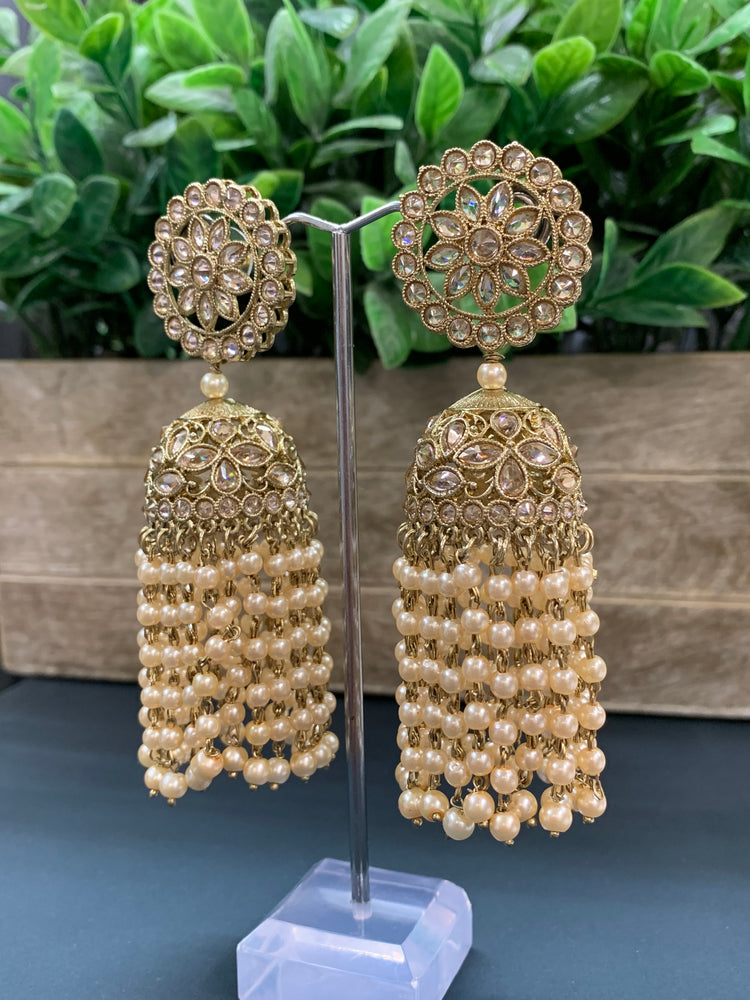 Mohua polki statement jhumki earring antique polki/gold/pearl