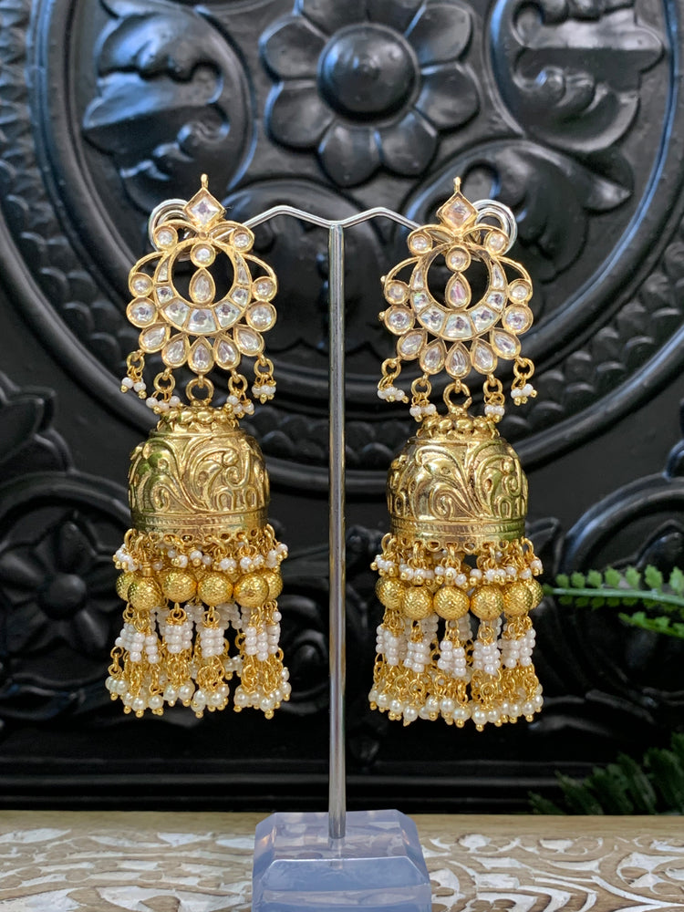 Bella moissanite kundan jhumki earring gold/pearl