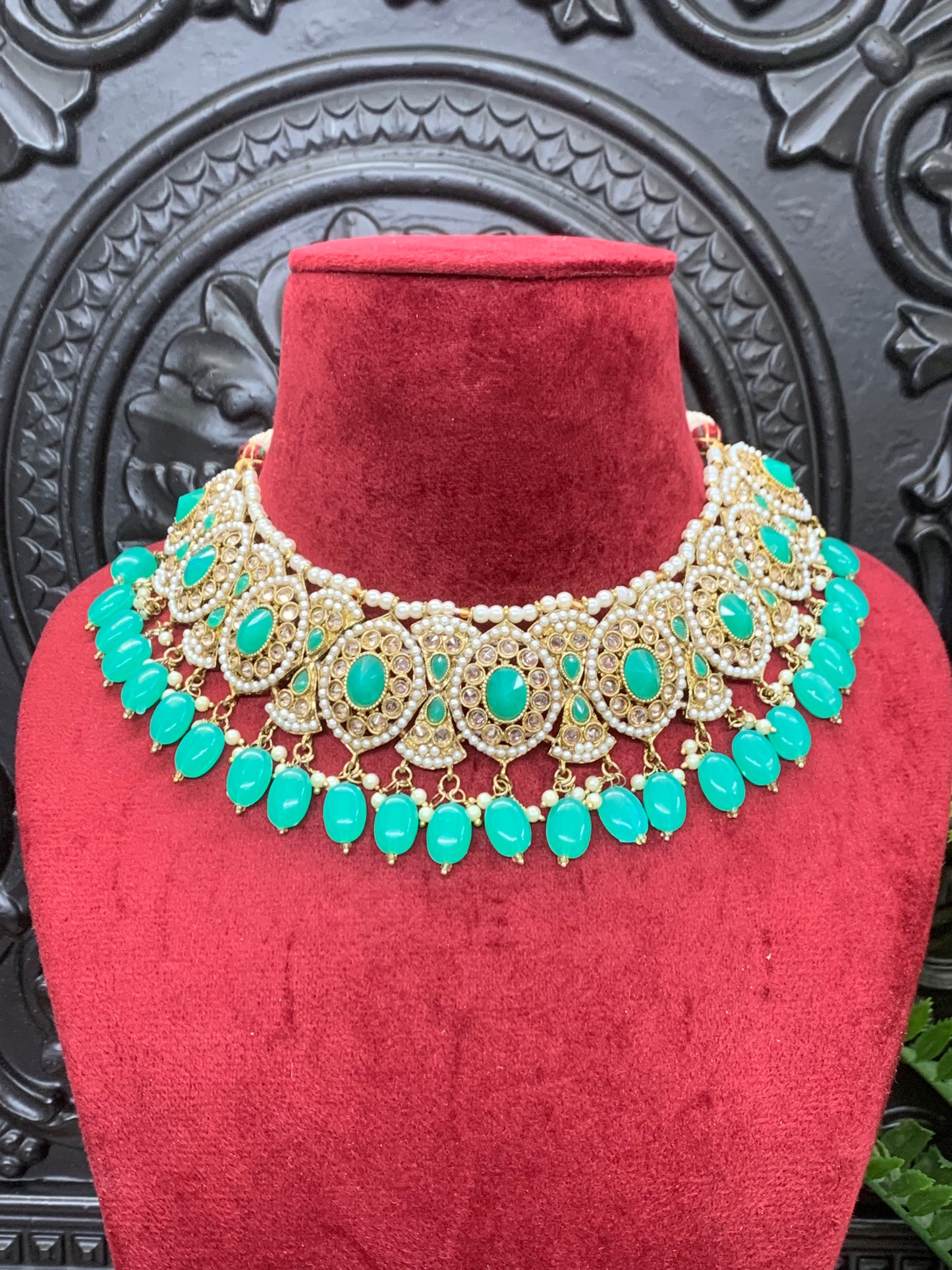 Polki choker necklace antique stone and white pearl turquoise beads