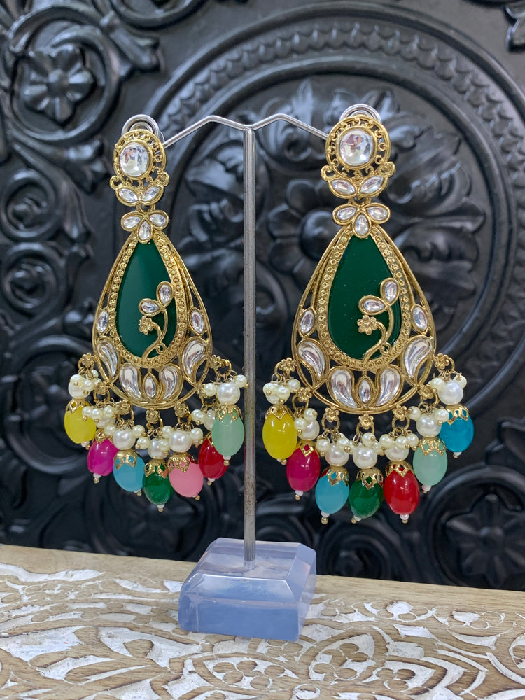 Salma kundan statement earring multi/green center