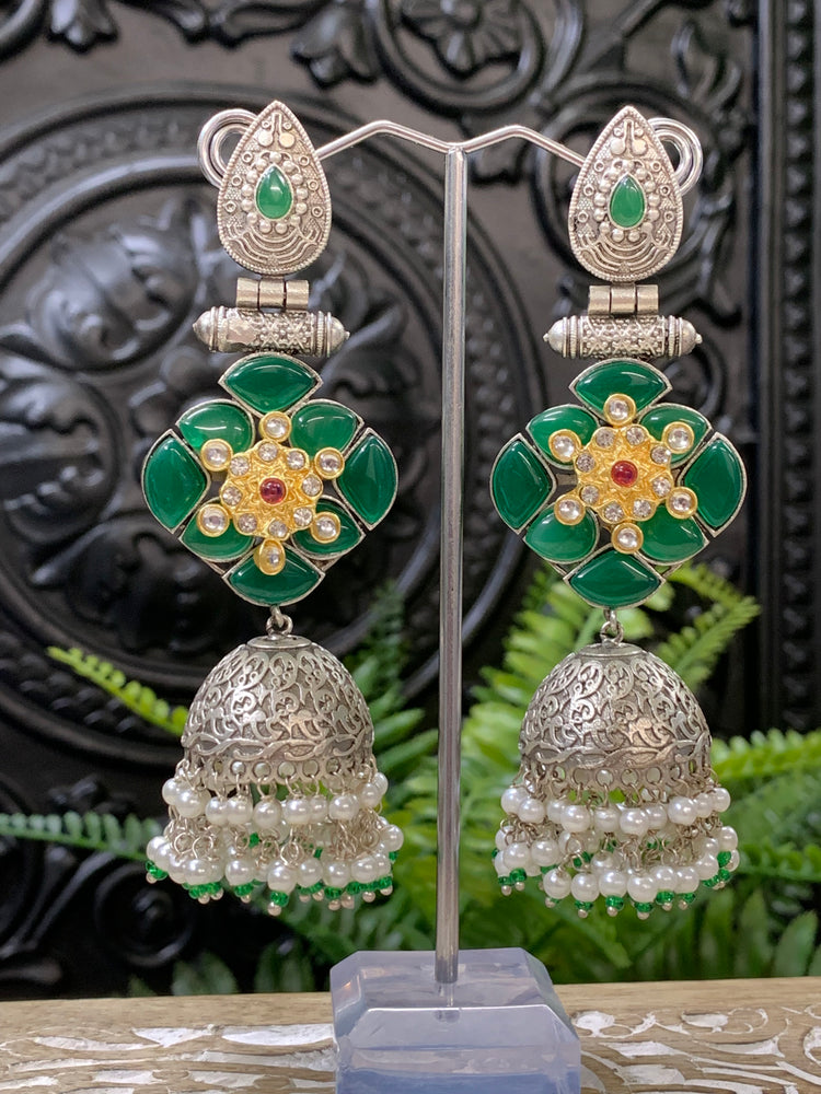 Saba oxi kundan jhumki emerged green