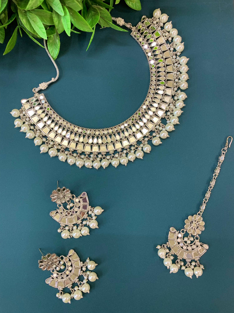 Shreya mirror necklace set with matching Chandbali