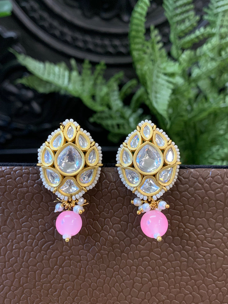 Mumu Tyaani Kundan stud earring pink