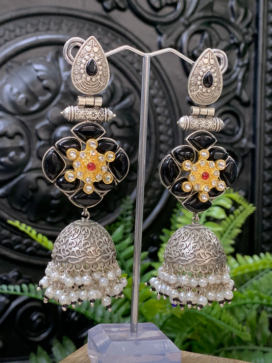 Saba oxi kundan jhumki emerged black