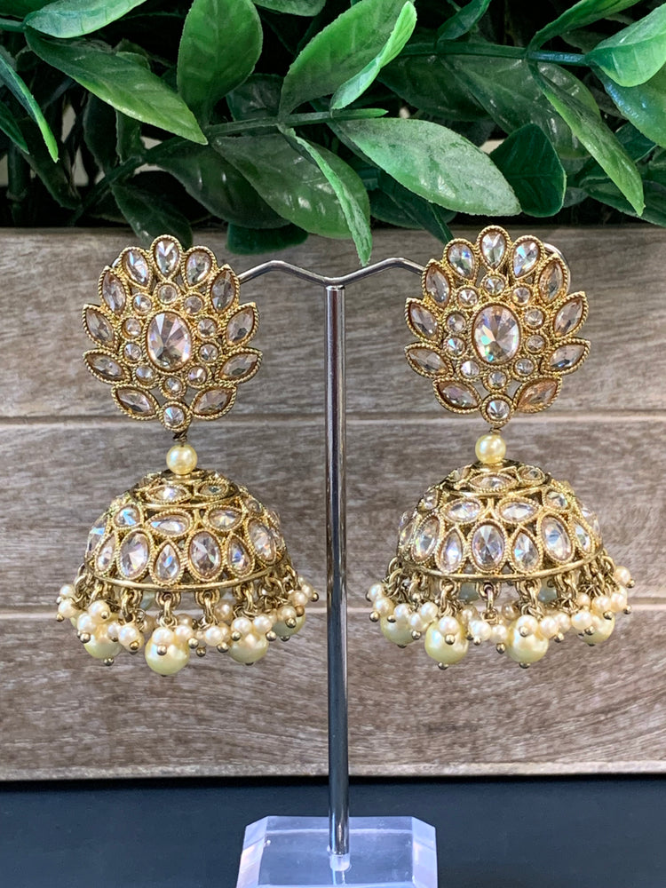 Maggi mini /chotu sa polki jhumki/ jhumka earring gold /pearl