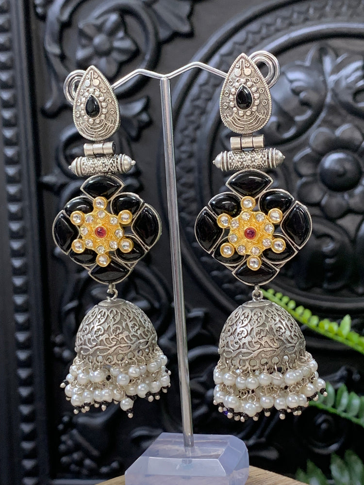 Saba oxi kundan jhumki emerged black