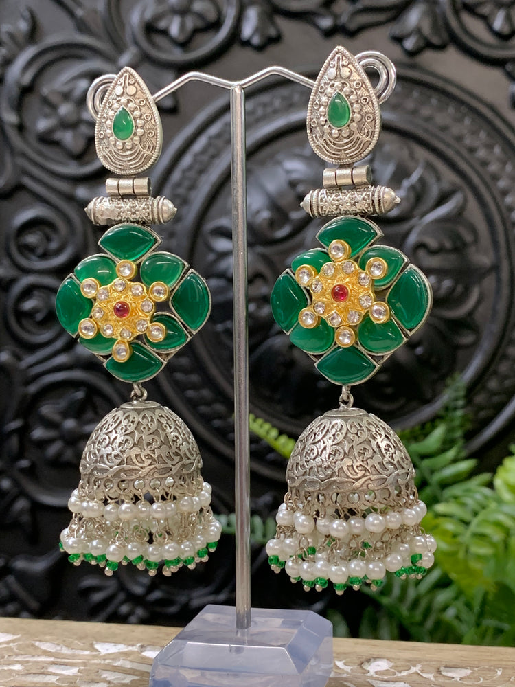 Saba oxi kundan jhumki emerged green