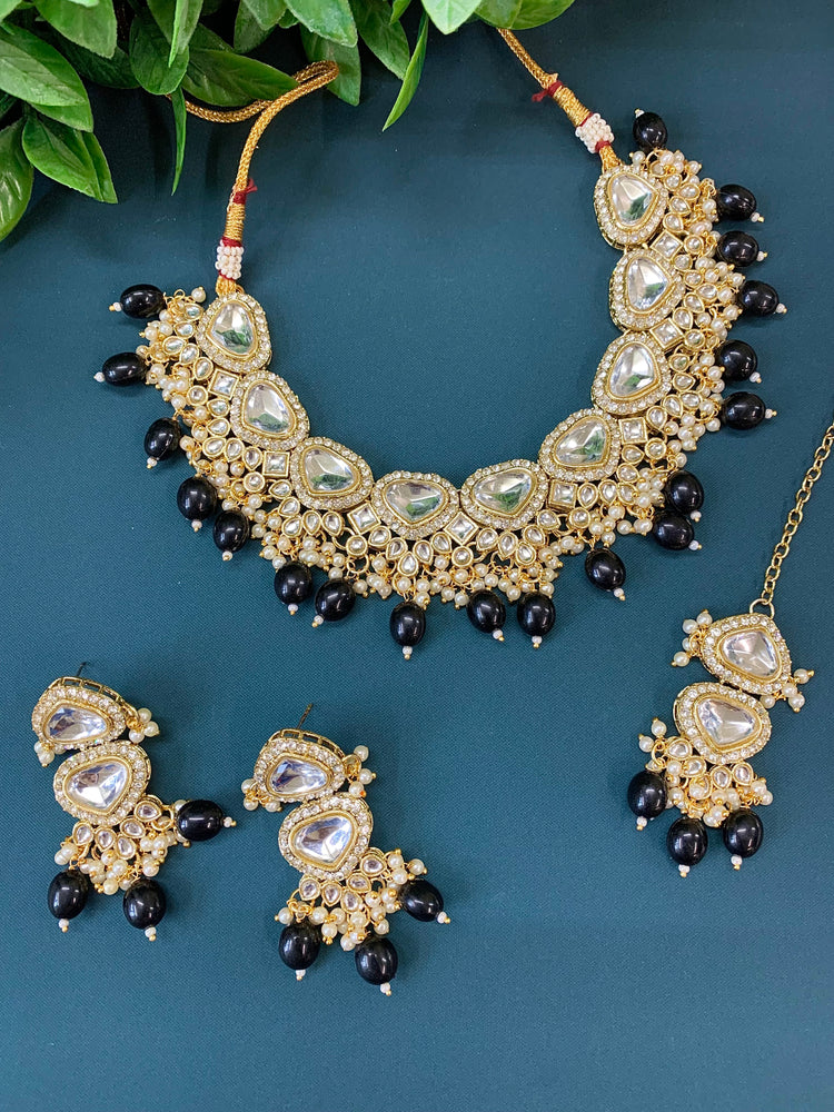 Tamanna kundan choker / necklace black