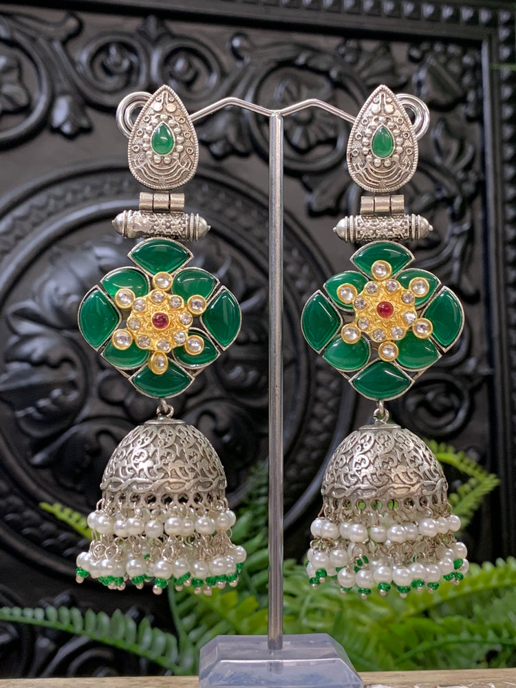 Saba oxi kundan jhumki emerged green