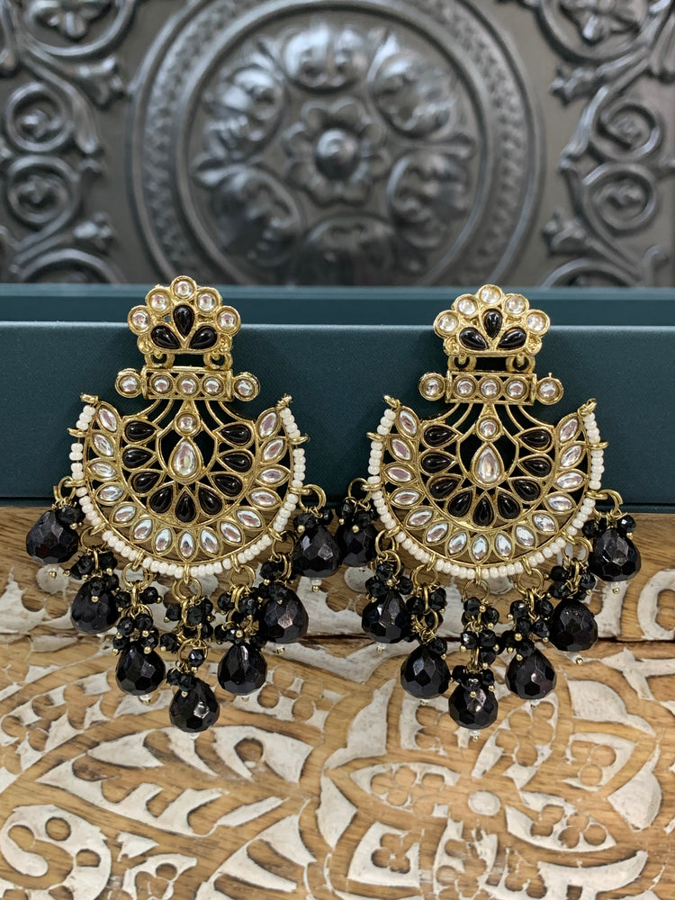 Sujal kundan earring black