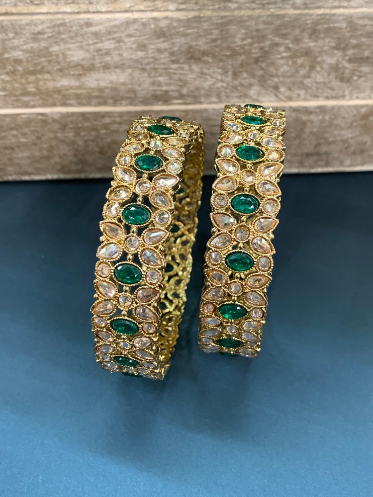 Sukhi polki bangle / kada / Kangan / bala in emerald green