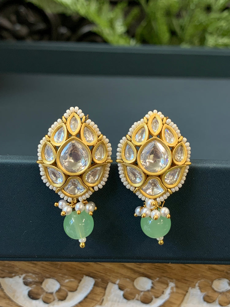 Mumu Tyaani Kundan stud earring mint tea green