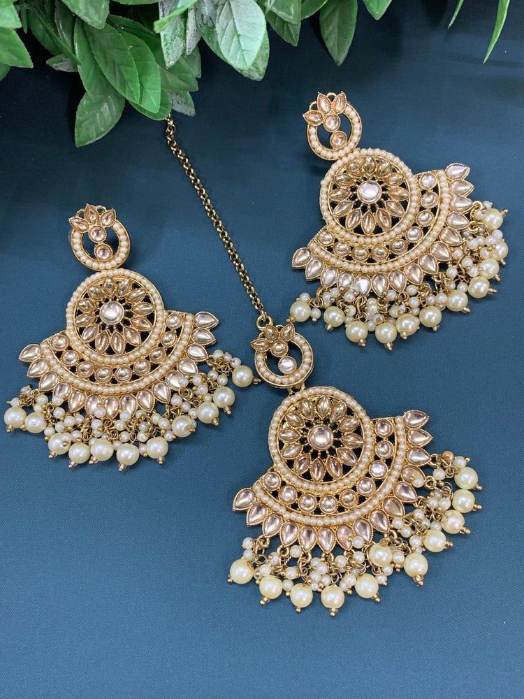 Madison chadbali earring tikka set gold/ pearl/white