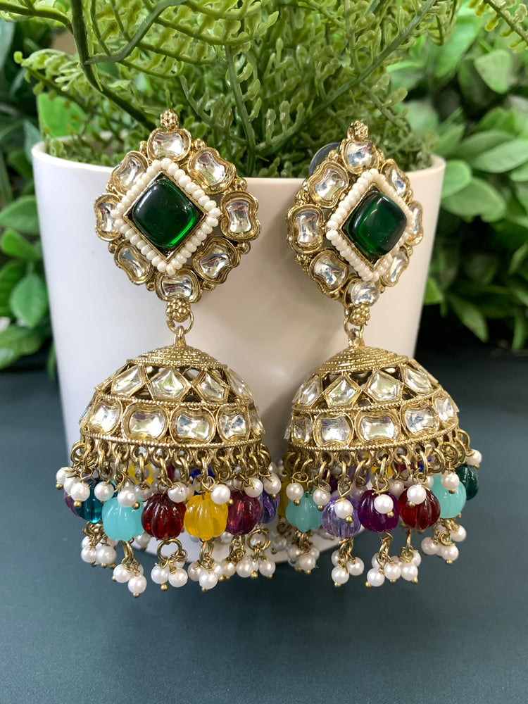 Gauri kundan jhumki/ jhumka earring emerald green