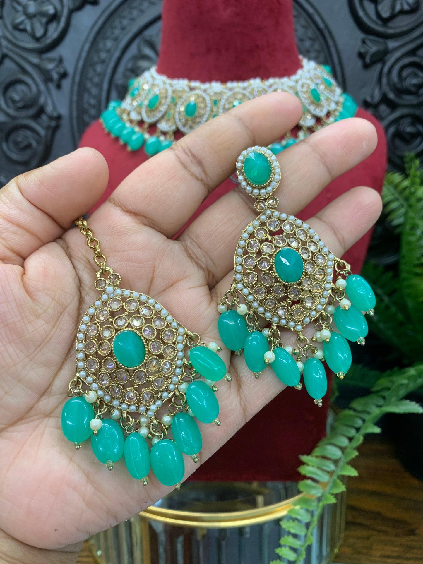 Polki choker necklace antique stone and white pearl turquoise beads