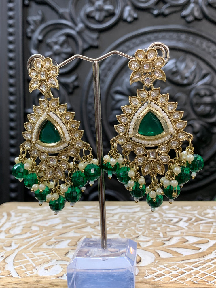 Avery small to medium kundan earring emerald green