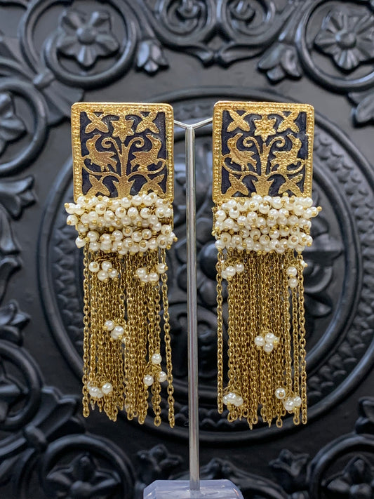 Arora Meena earring antique gold grey