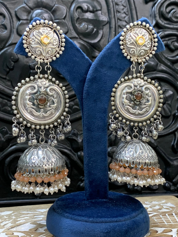 Soni black metal oxi jhumki earring peach