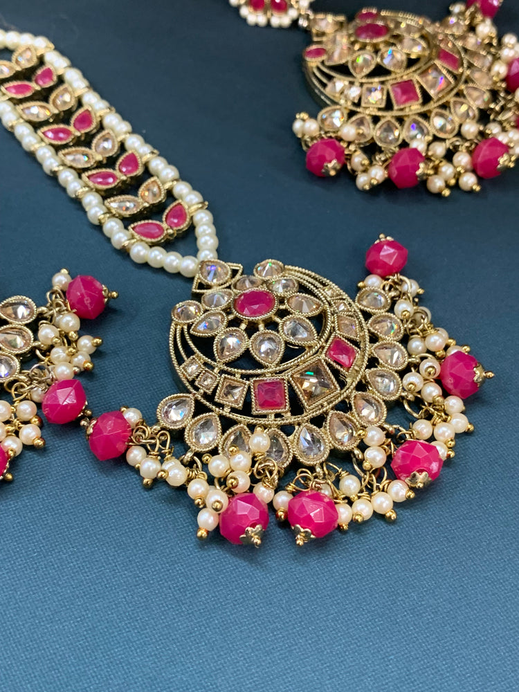 Aarti tikka set polki earring tikka magenta pink