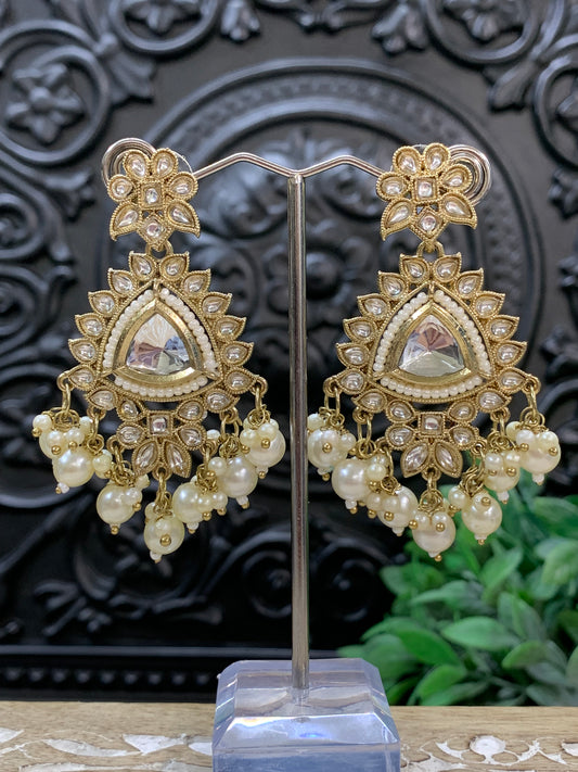 Avery small to medium kundan earring gold/ pearl/ white