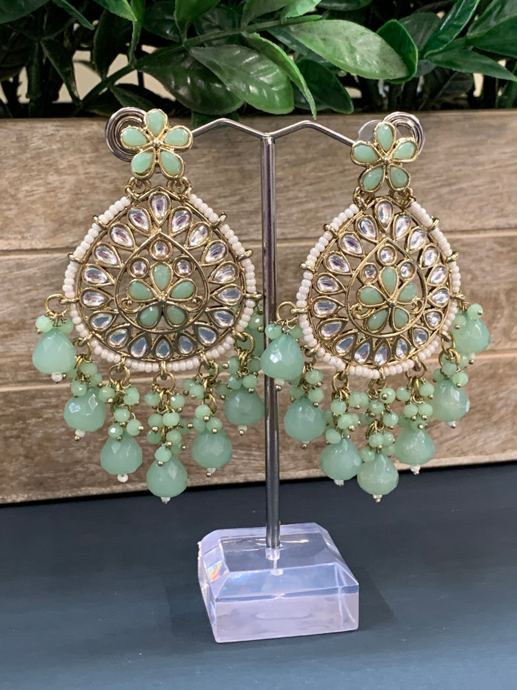 Aaravi kundan earring mint green