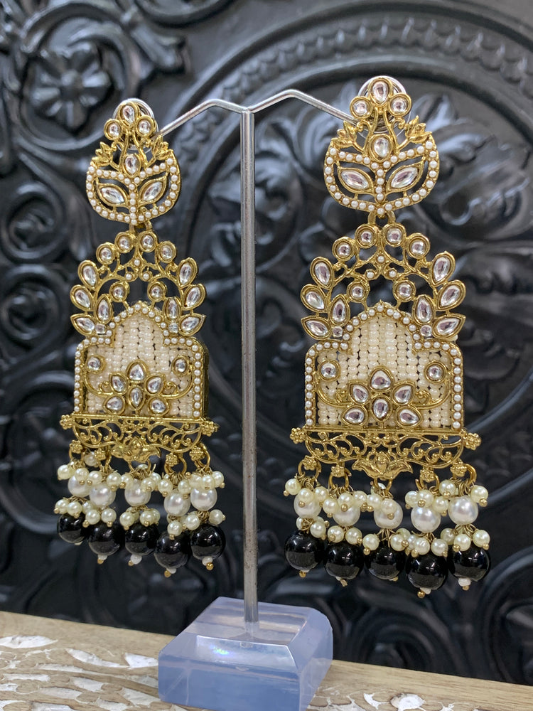 Alexa kundan statement earring white/gold/pearl/black