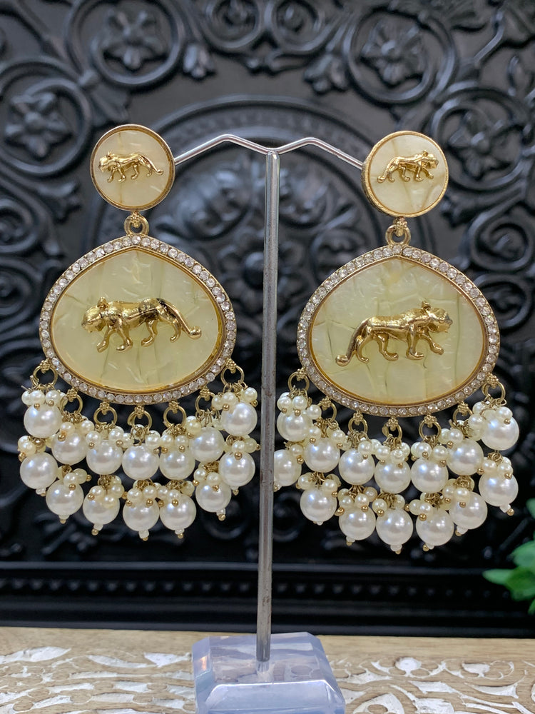 Sabyasachi inspired kundan earring tanna white pearl