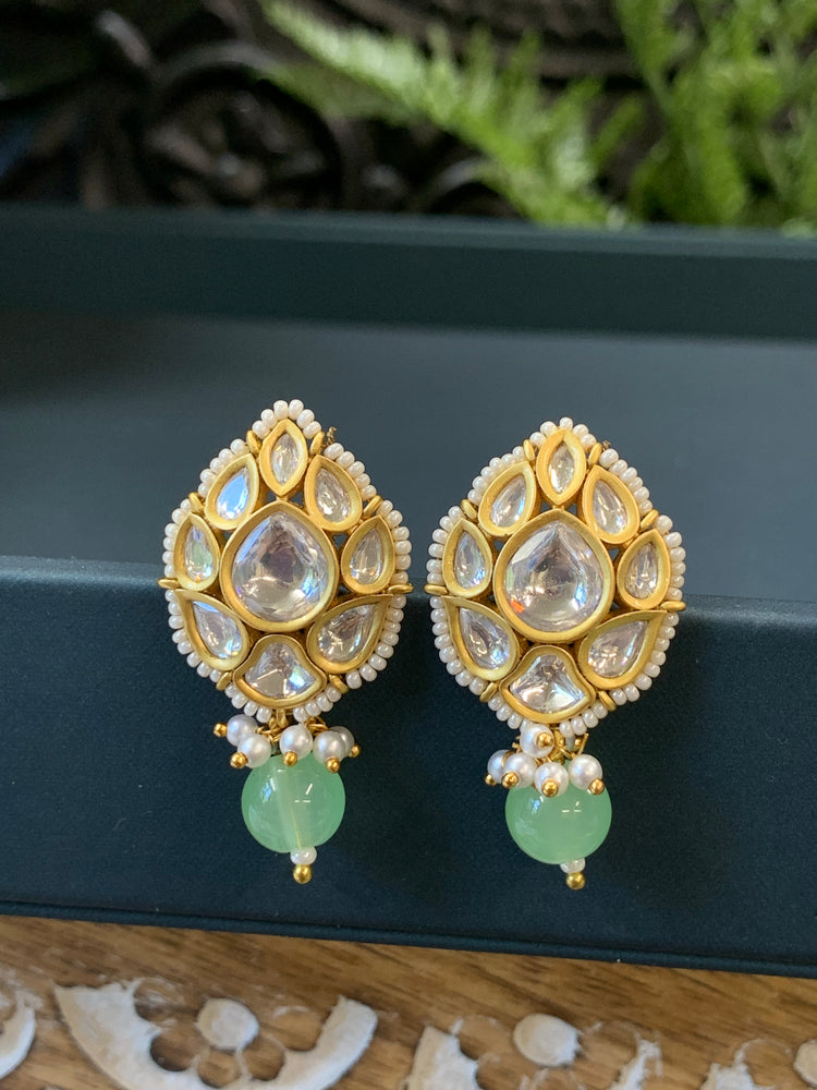 Mumu Tyaani Kundan stud earring mint tea green