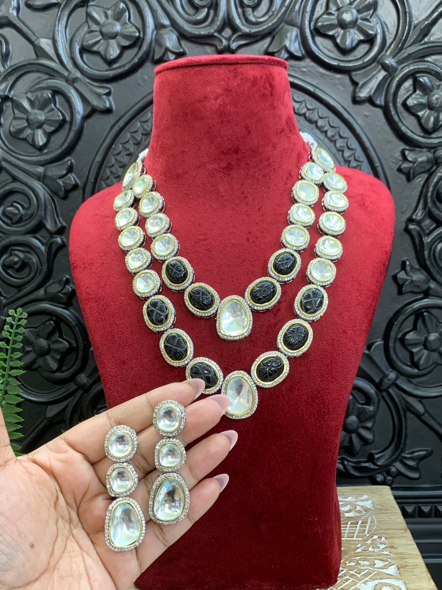 Pihu double layered black  uncut kundan choker / necklace