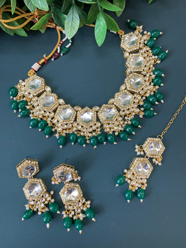 Anaya kundan choker / necklace emerald green