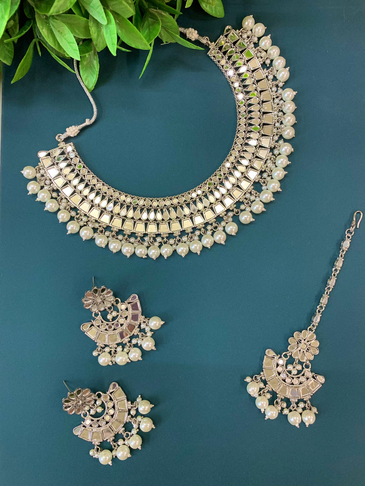 Shreya mirror necklace set with matching Chandbali